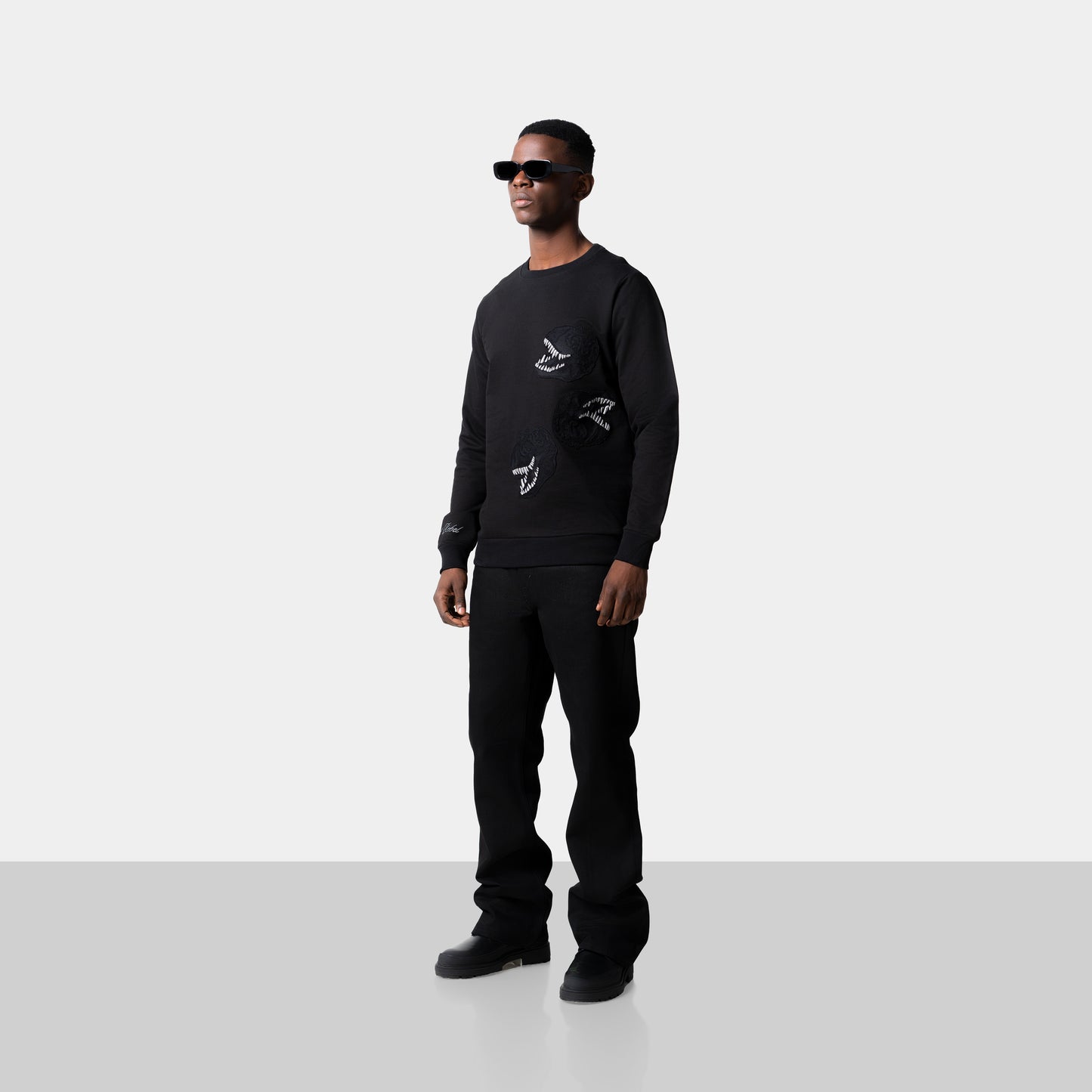 Noir Sweatshirt